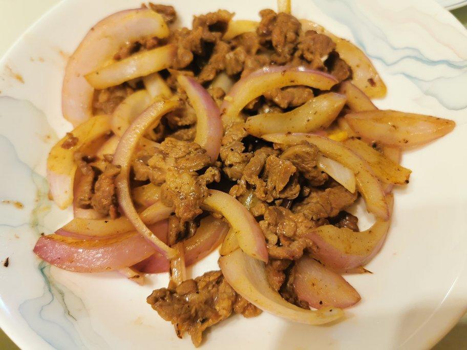 洋葱炒牛肉