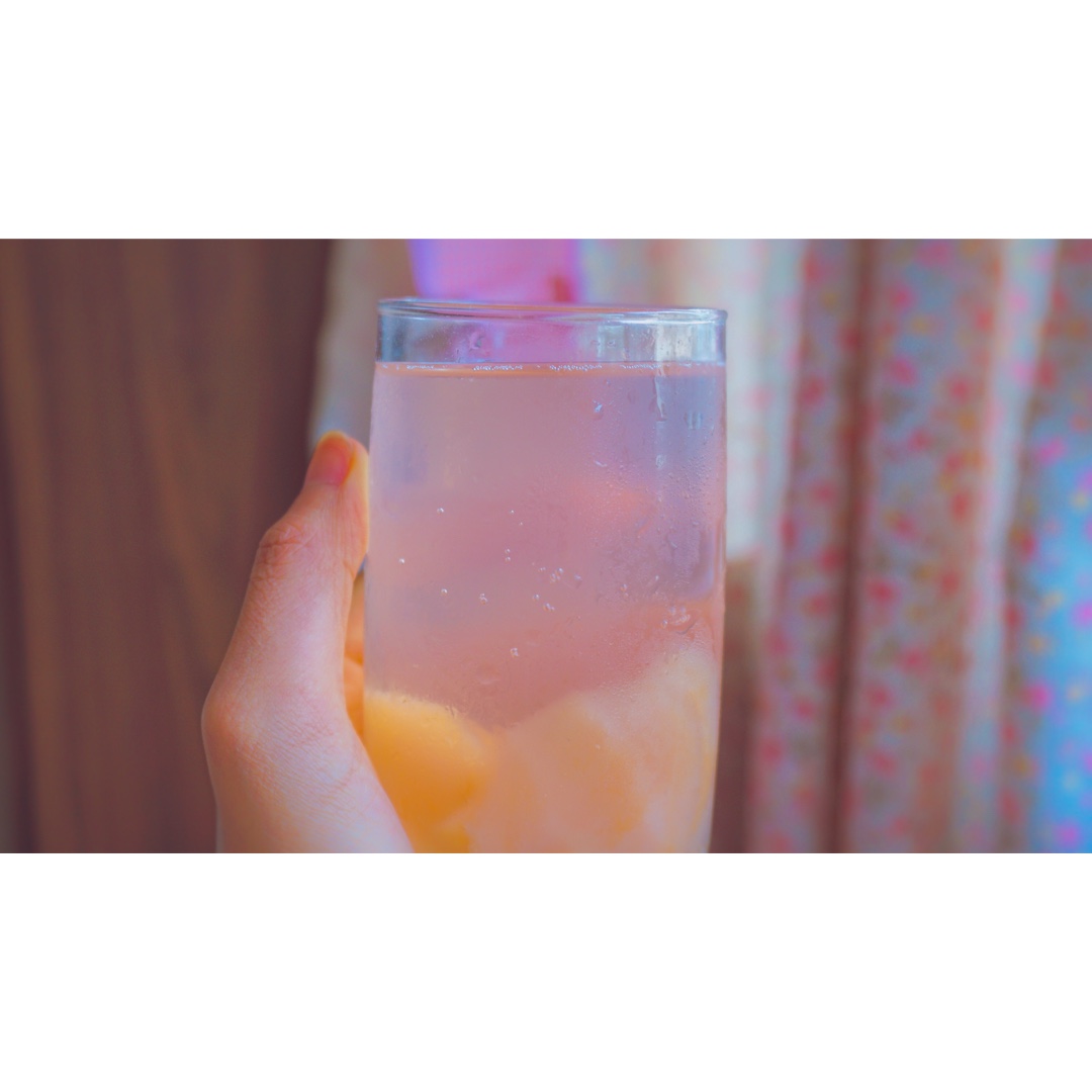 蜜桃冰冰