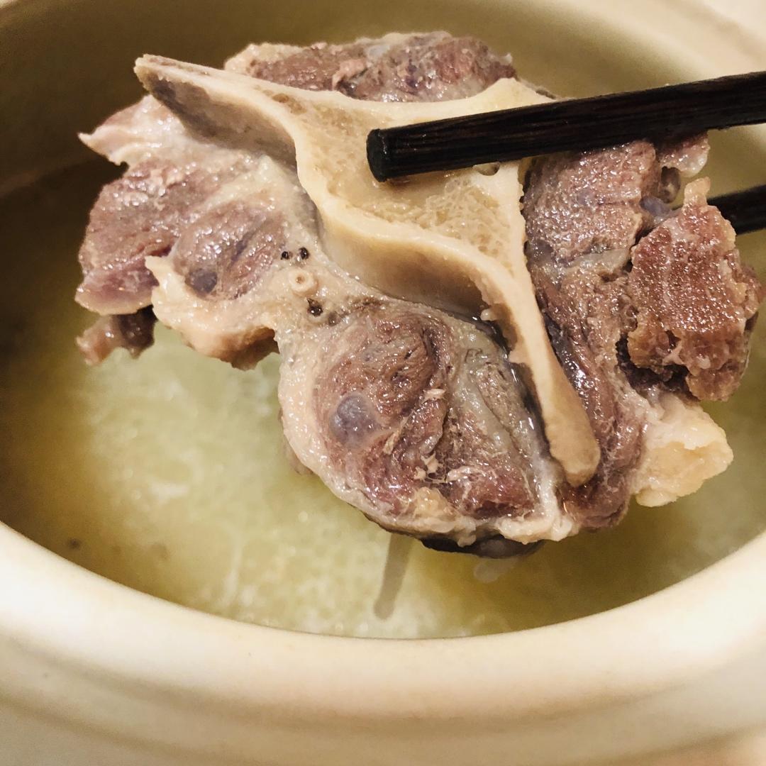 韩式清炖牛尾汤