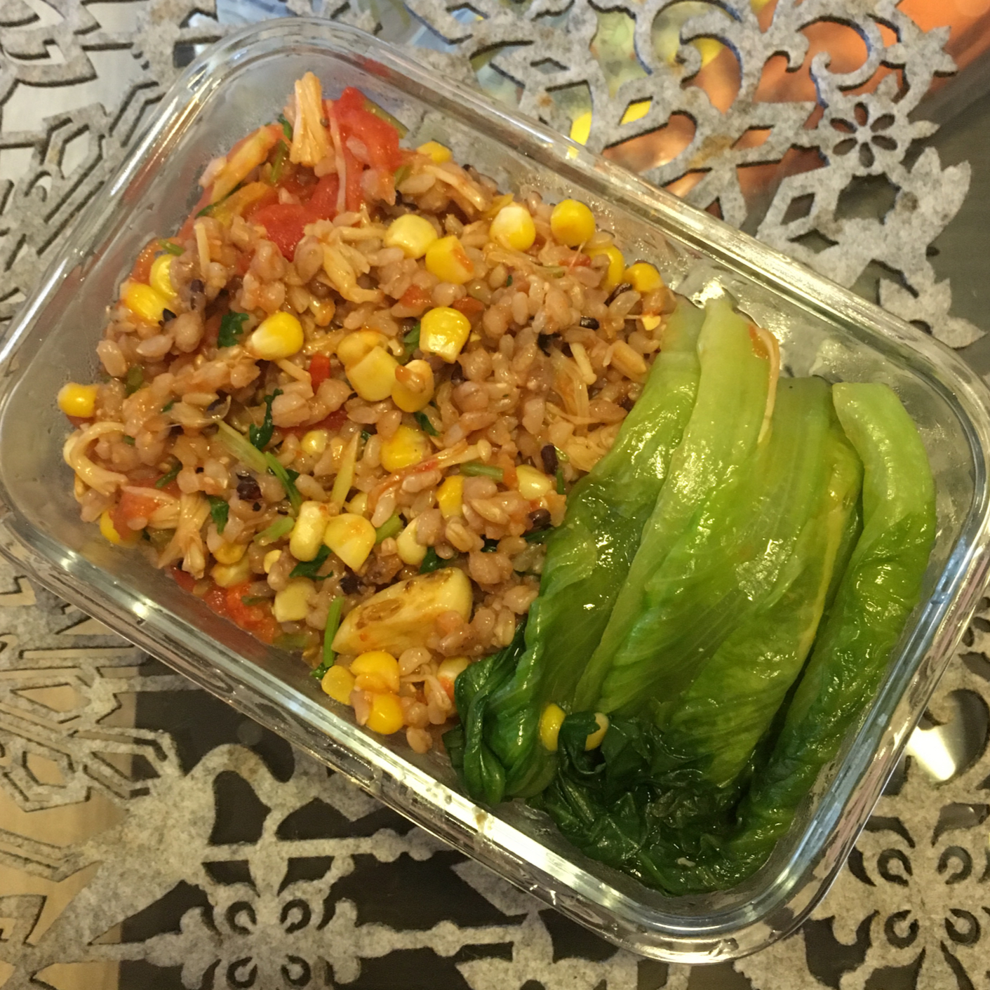 糙米金枪鱼蛋炒饭