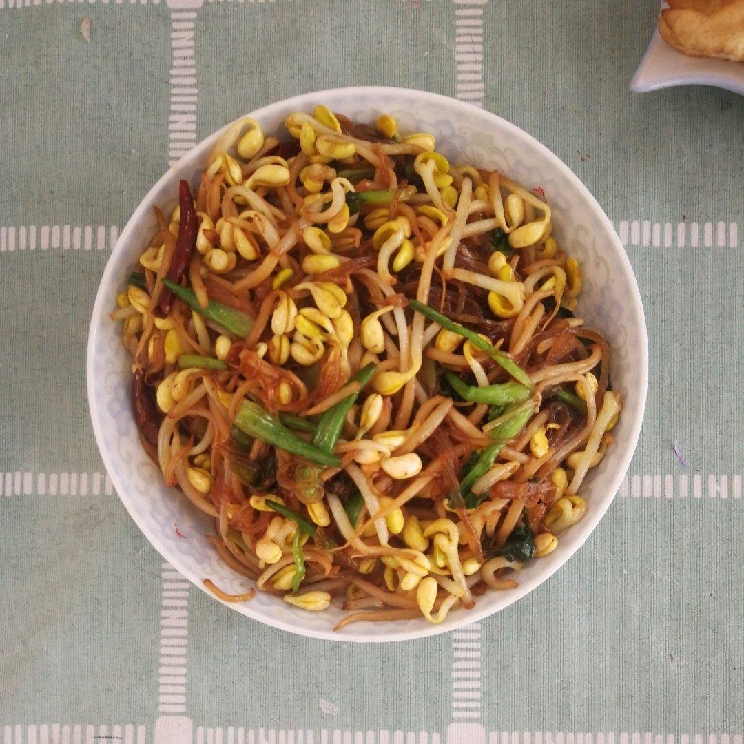 黄豆芽炒粉条