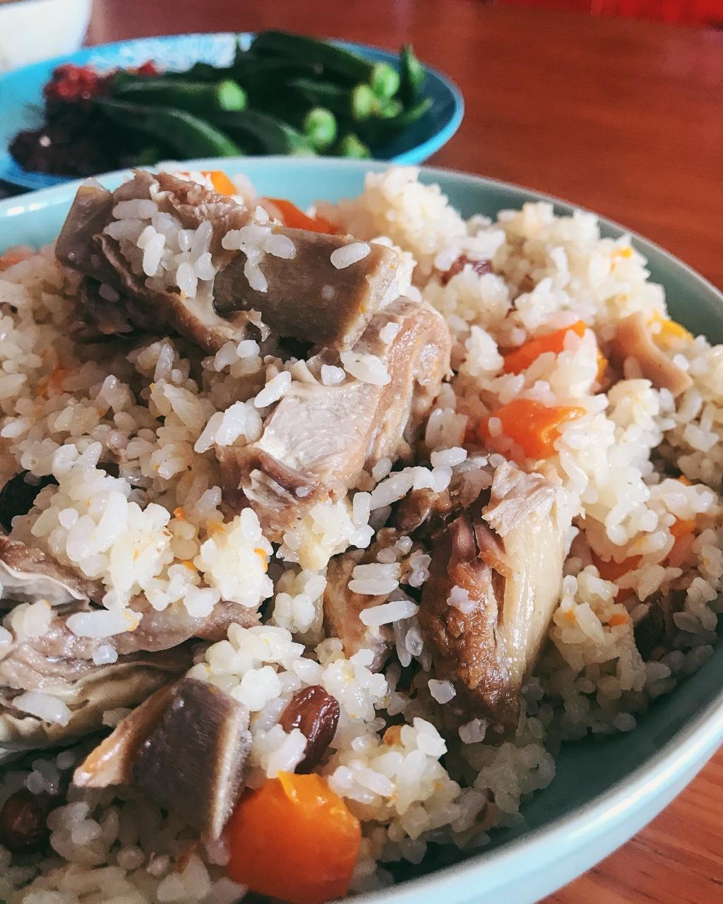 正宗新疆羊肉手抓饭