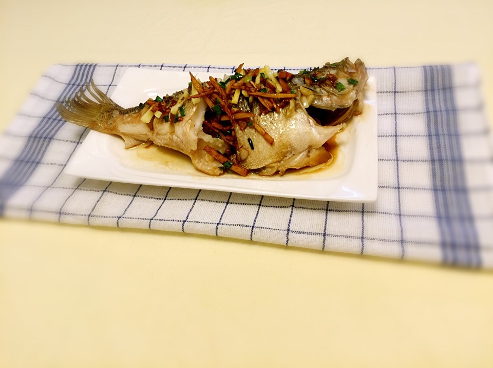 清蒸鲈鱼