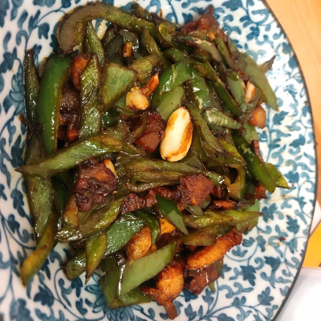农家小炒肉【记忆中勾魂的油汤】