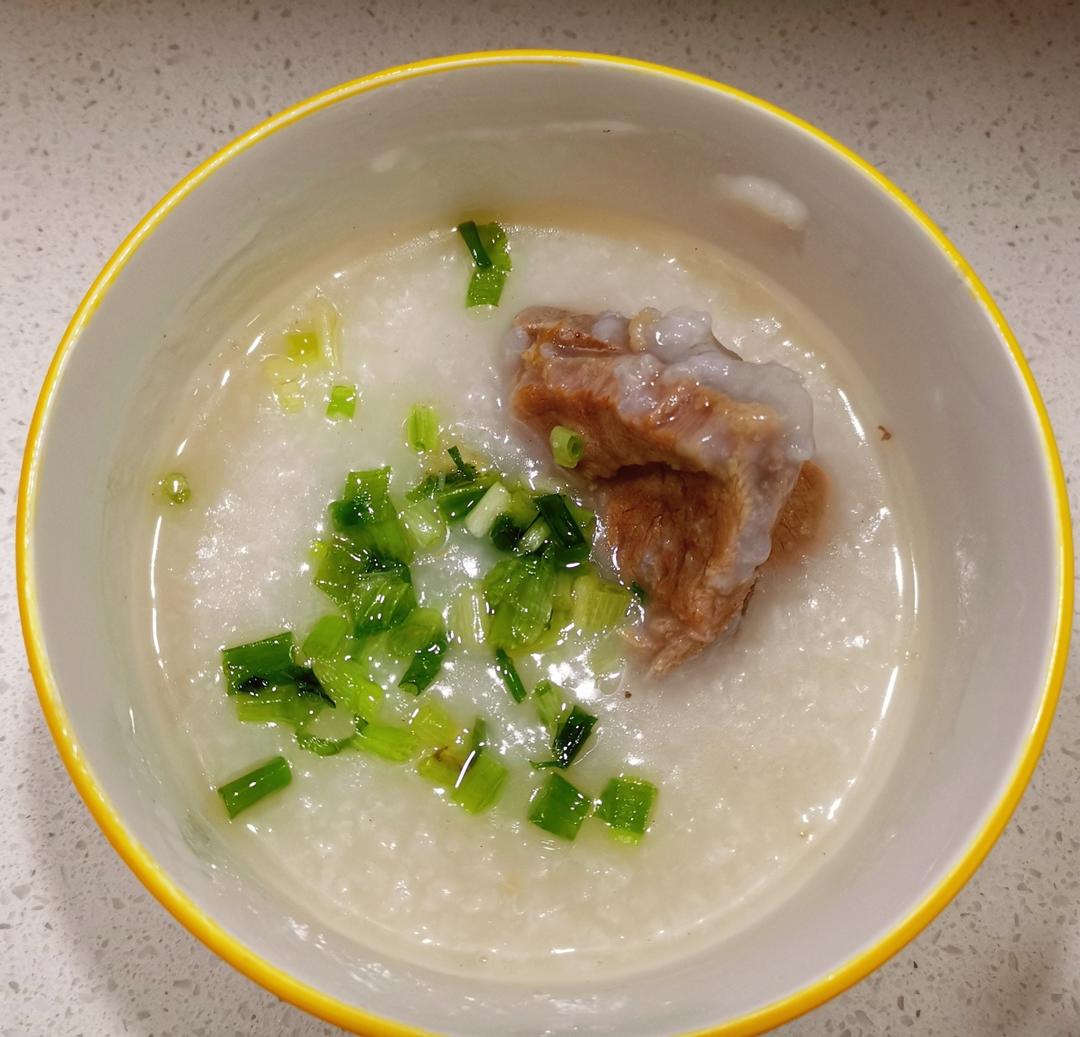 咸骨粥（飘香）