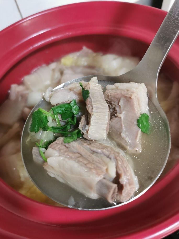 当归生姜羊肉汤