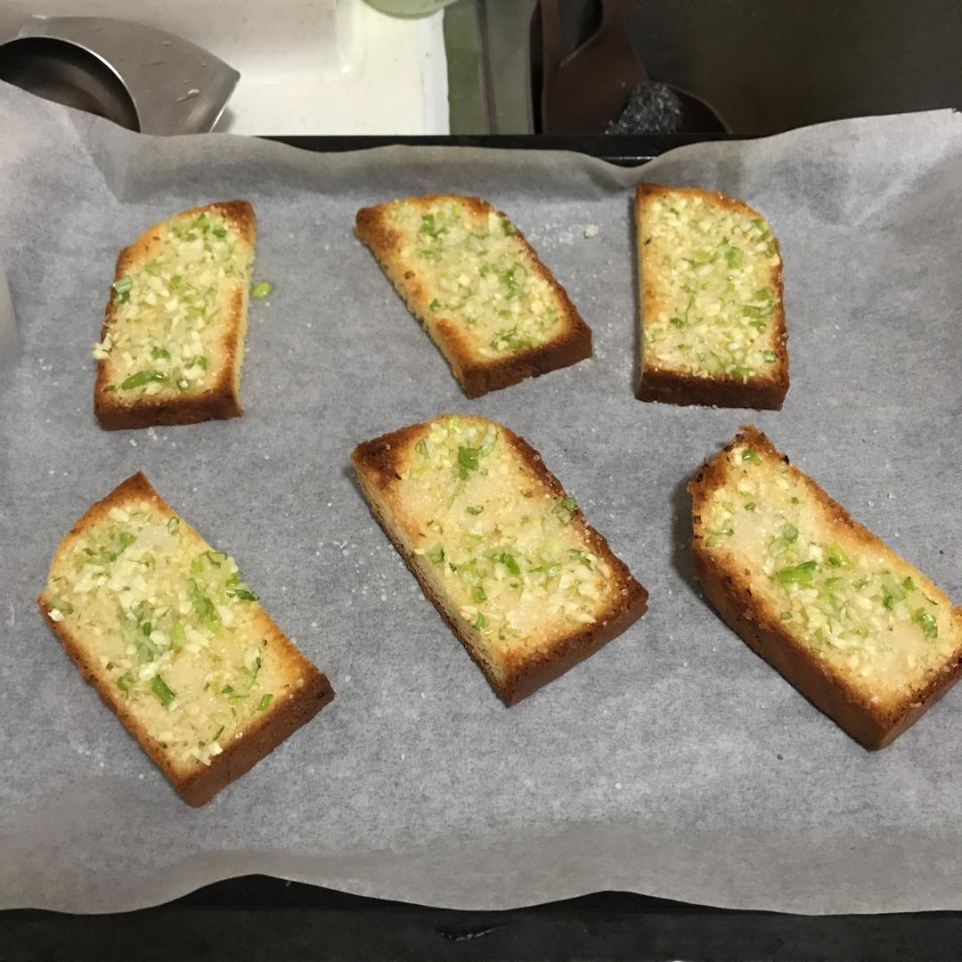 手机用户0106_68d3做的法式牛油蒜蓉烤面包片