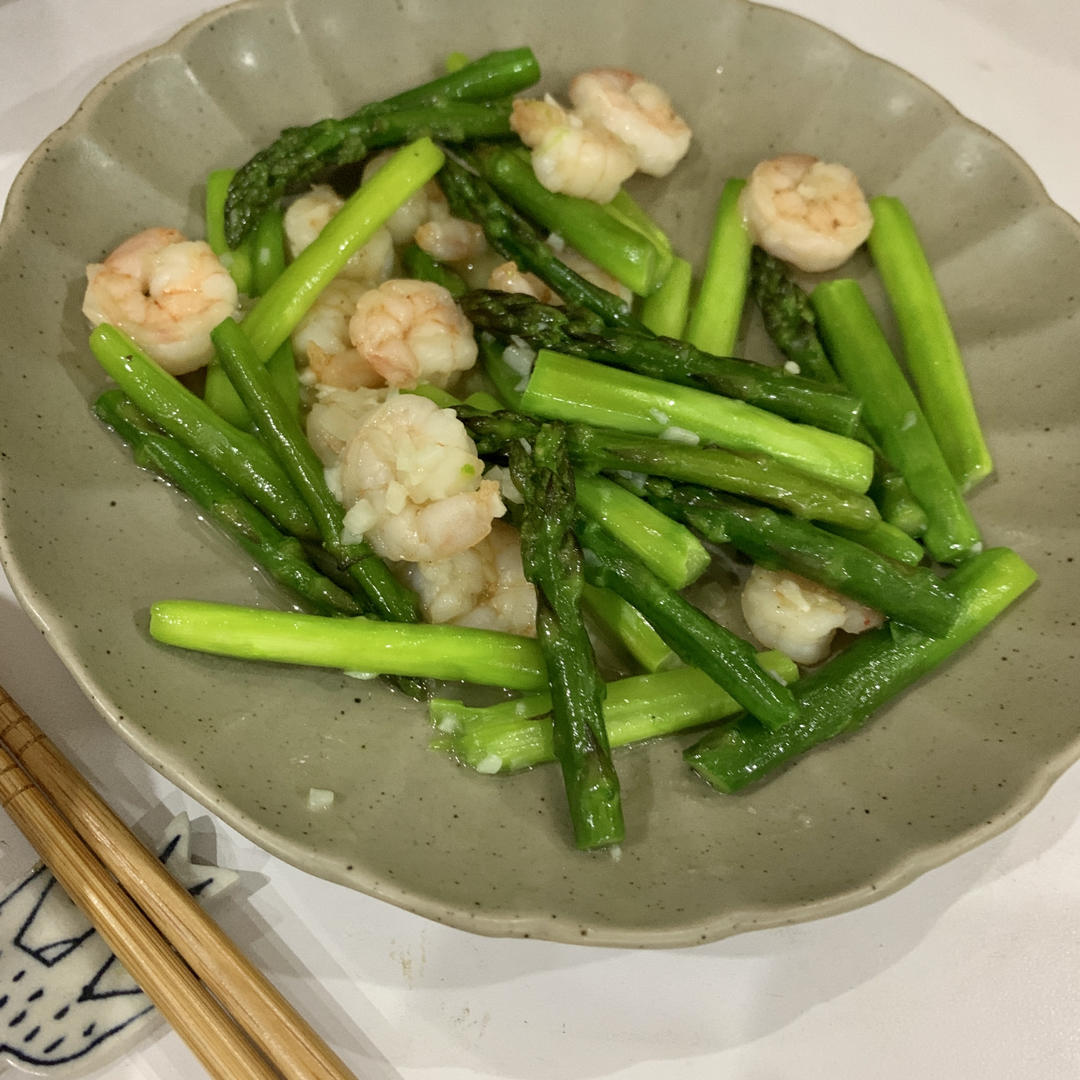 芦笋炒虾仁