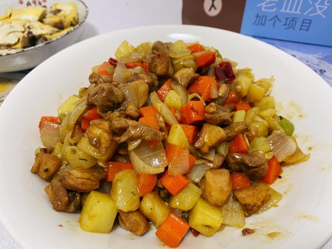 土豆胡萝卜炒鸡丁