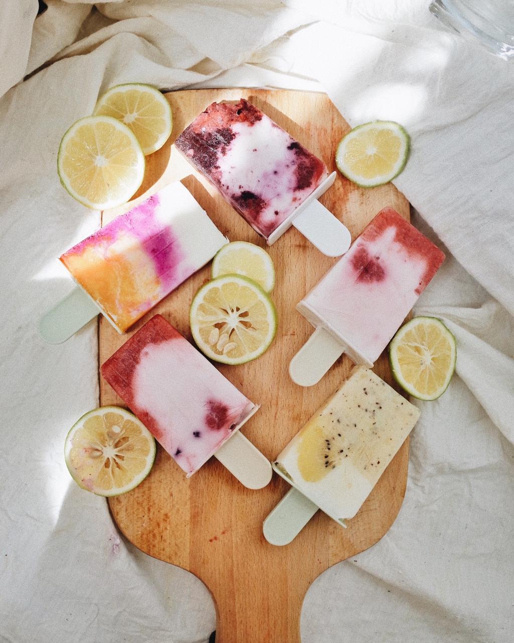 夏季缤纷水果冰棍 Summertime Fruit Popsicles