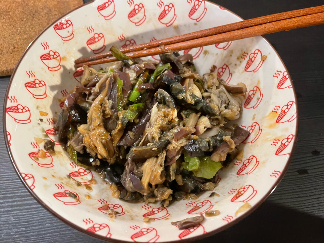 聚会必备 青椒茄子擂皮蛋（零翻车）