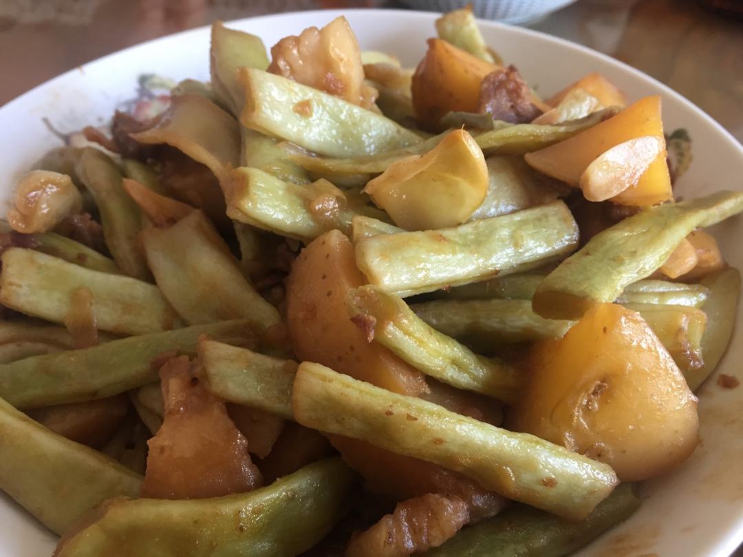 土豆炖豆角