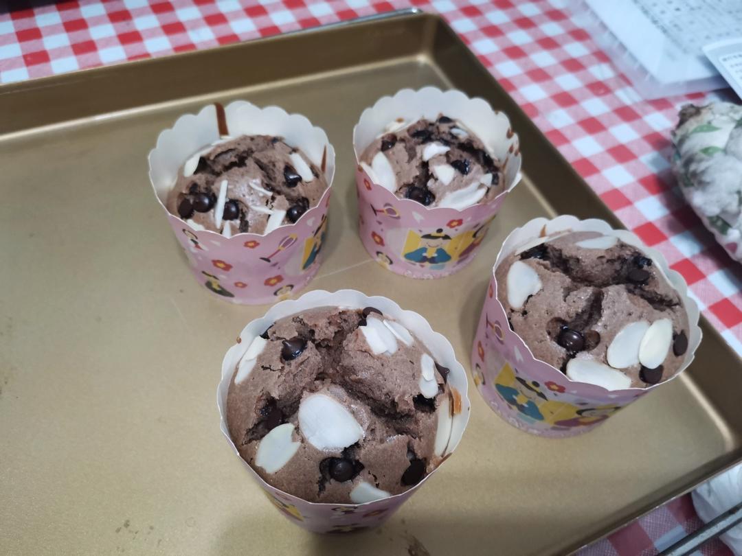 巧克力马芬纸杯蛋糕