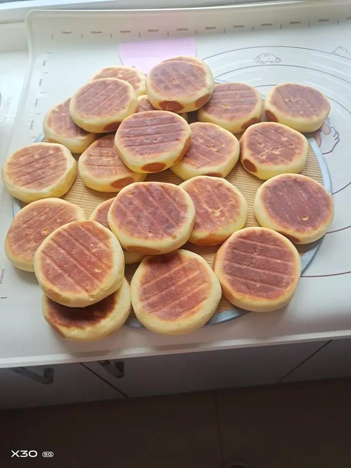 两种馅料的乳山喜饼