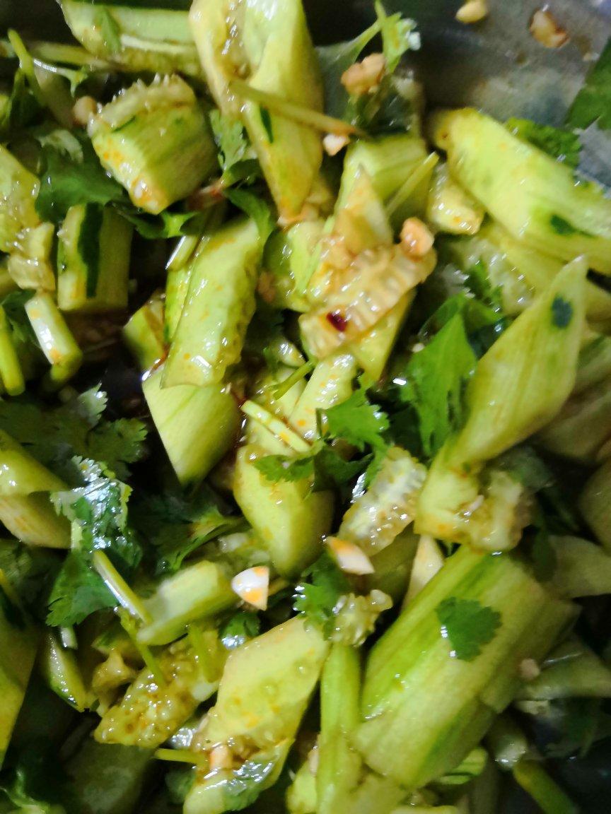 赞不绝口拍黄瓜🥒