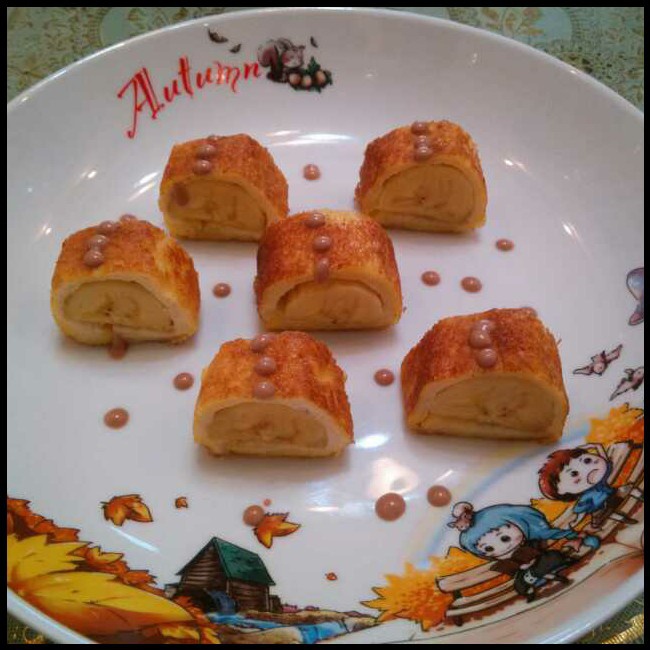 鸡蛋吐司香蕉卷