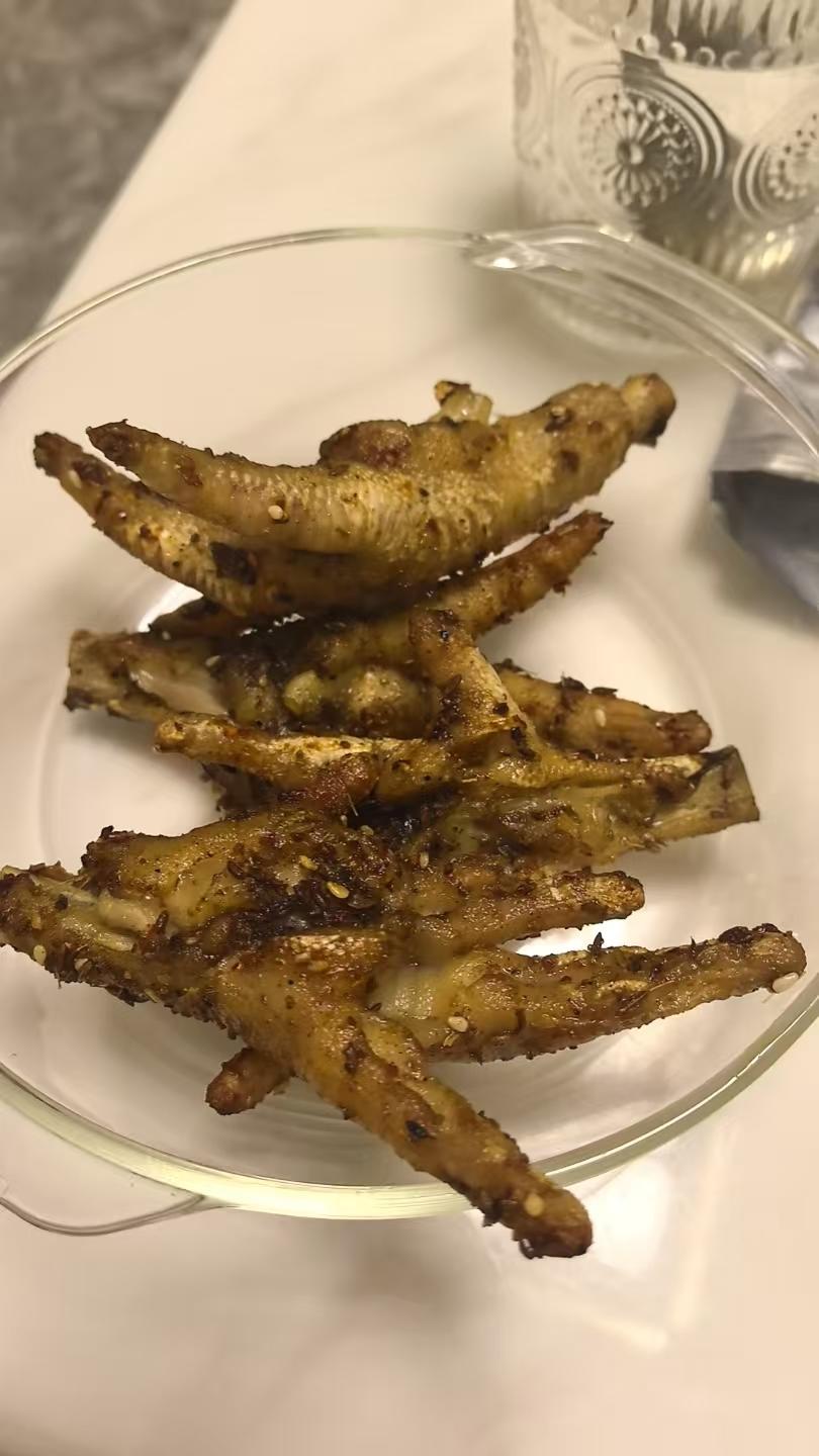 生烤鸡爪