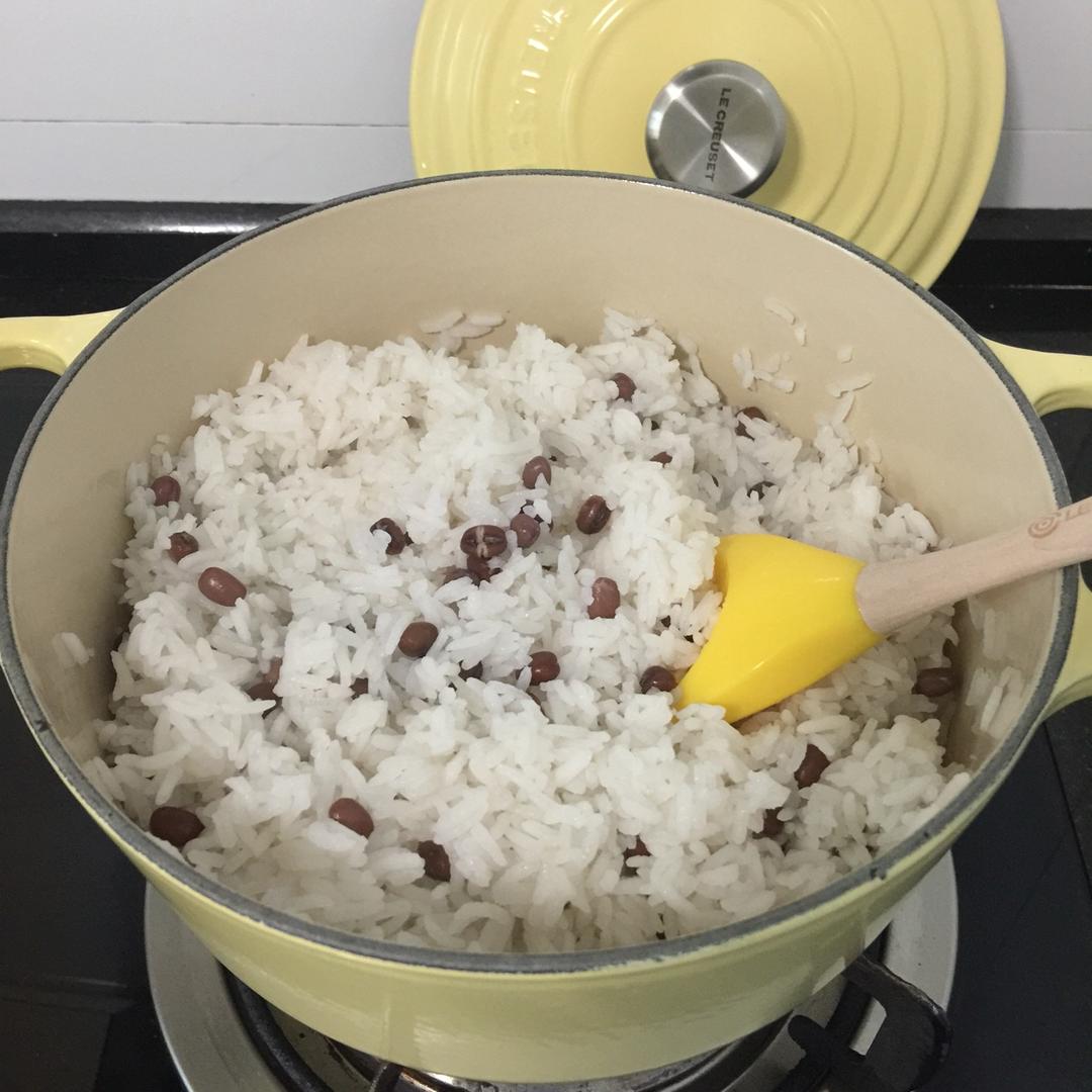 铸铁锅米饭之杂粮饭