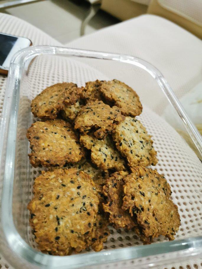 素食:有机燕麦芝麻大饼干