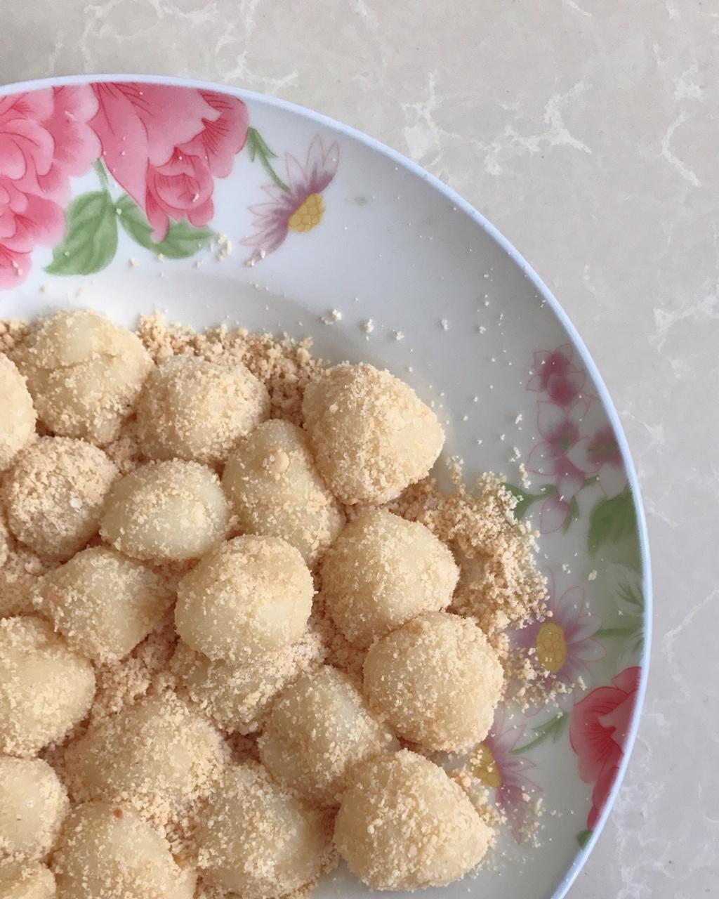 anonymous11做的客家糯米糍(花生糍粑)