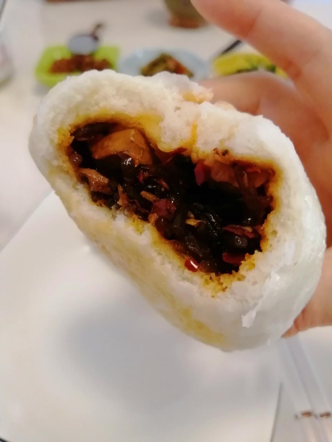 超级好吃麻辣豆腐粉丝包子