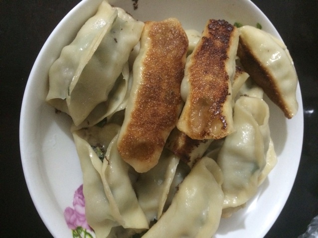 春食韭菜之【鲜肉锅贴】