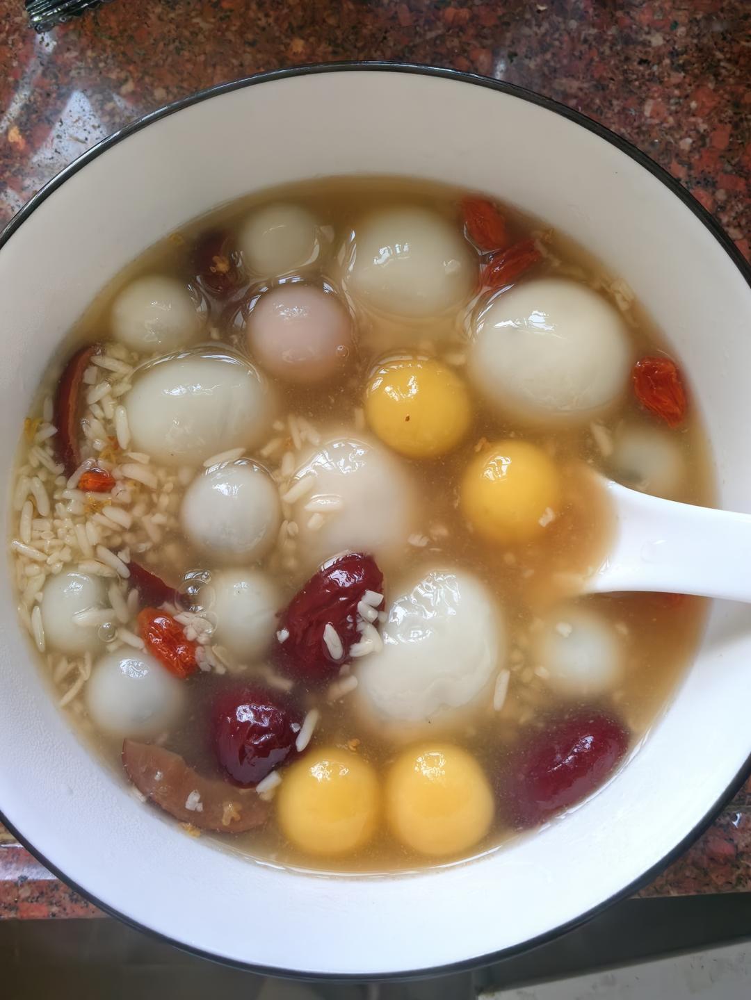 ㊙️养颜补血‼️暖宫暖胃‼️姨妈期必备的桂花酒酿红糖小圆子‼️