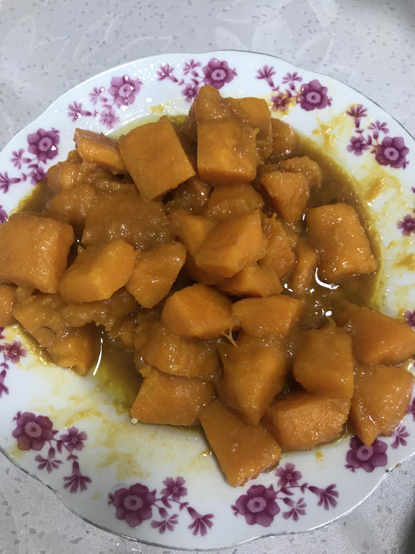 猪肉都不换的焖南瓜～吃起来糯糯甜甜咸咸的！