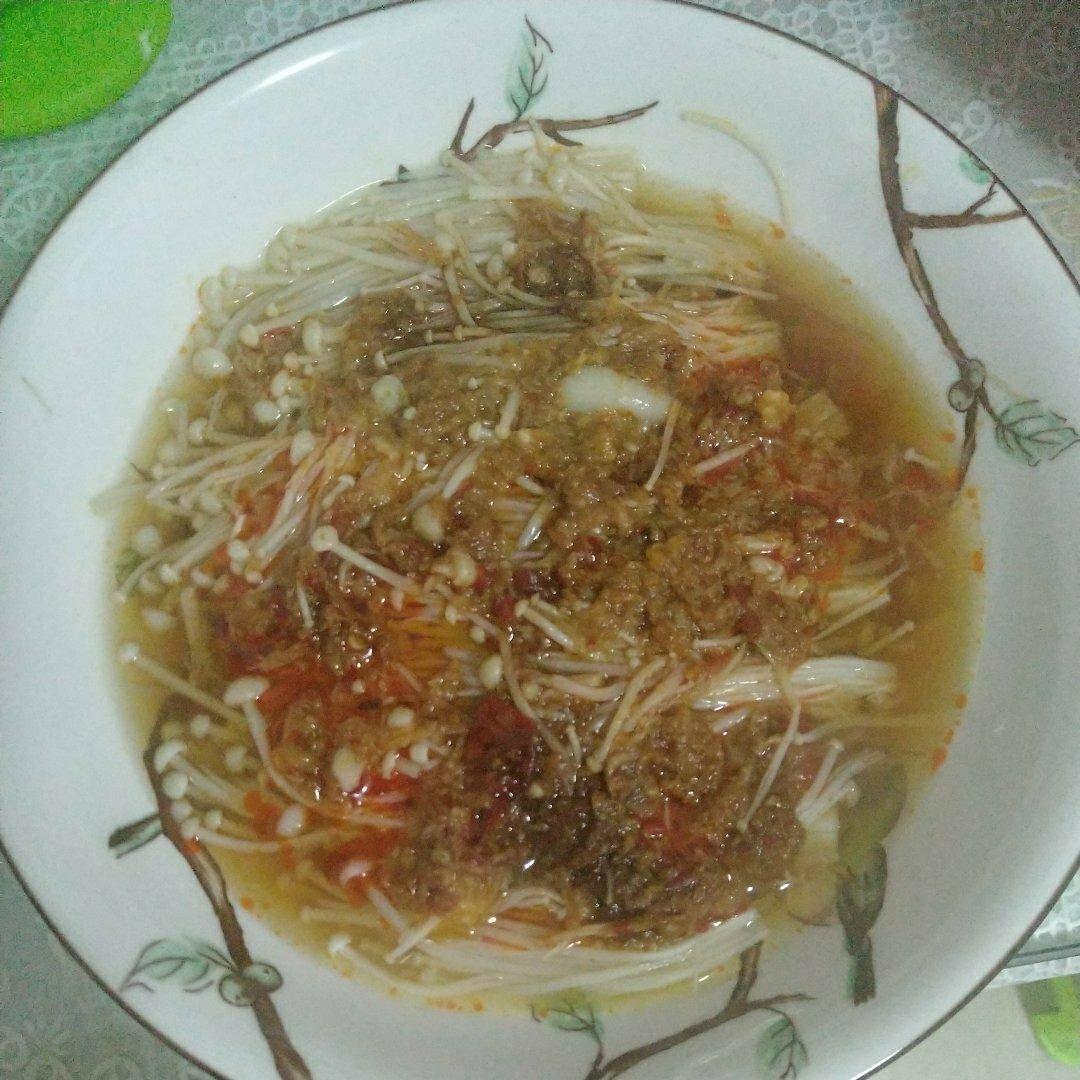 超美味又简单的蒜泥金针菇