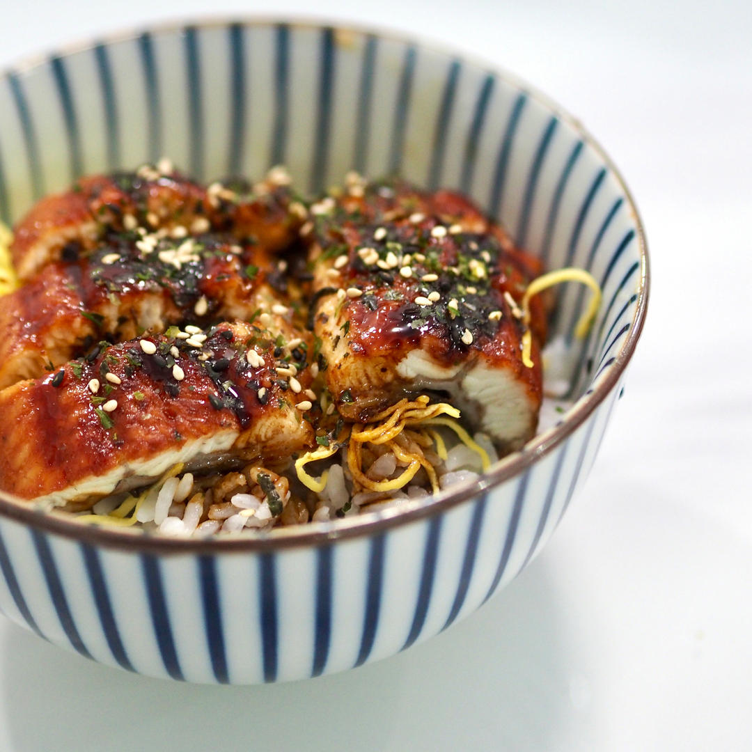 蒲烧鳗鱼饭