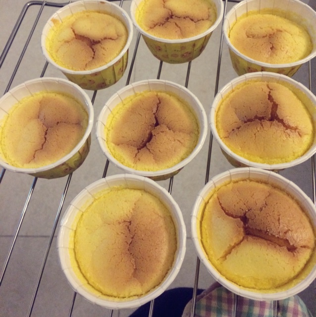 乳酪戚风小蛋糕