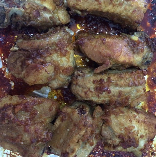蒜香烤排骨