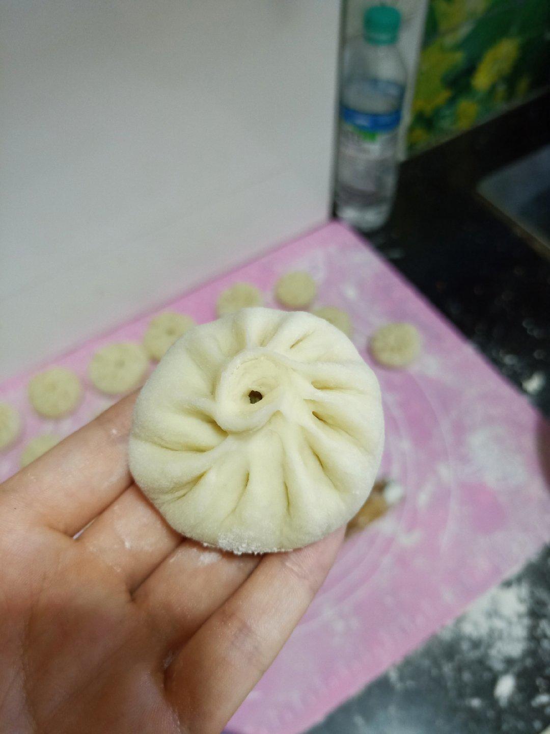 猪肉包子（附视频。一次性发酵。）