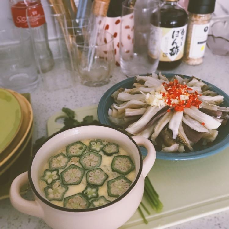 颜值控-做一朵开在碗里的花秋葵蒸水蛋
