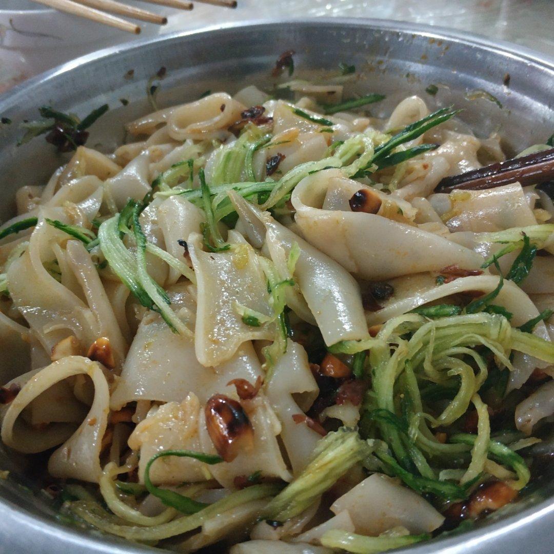 自制凉皮（含洗面、不洗面两种方法）