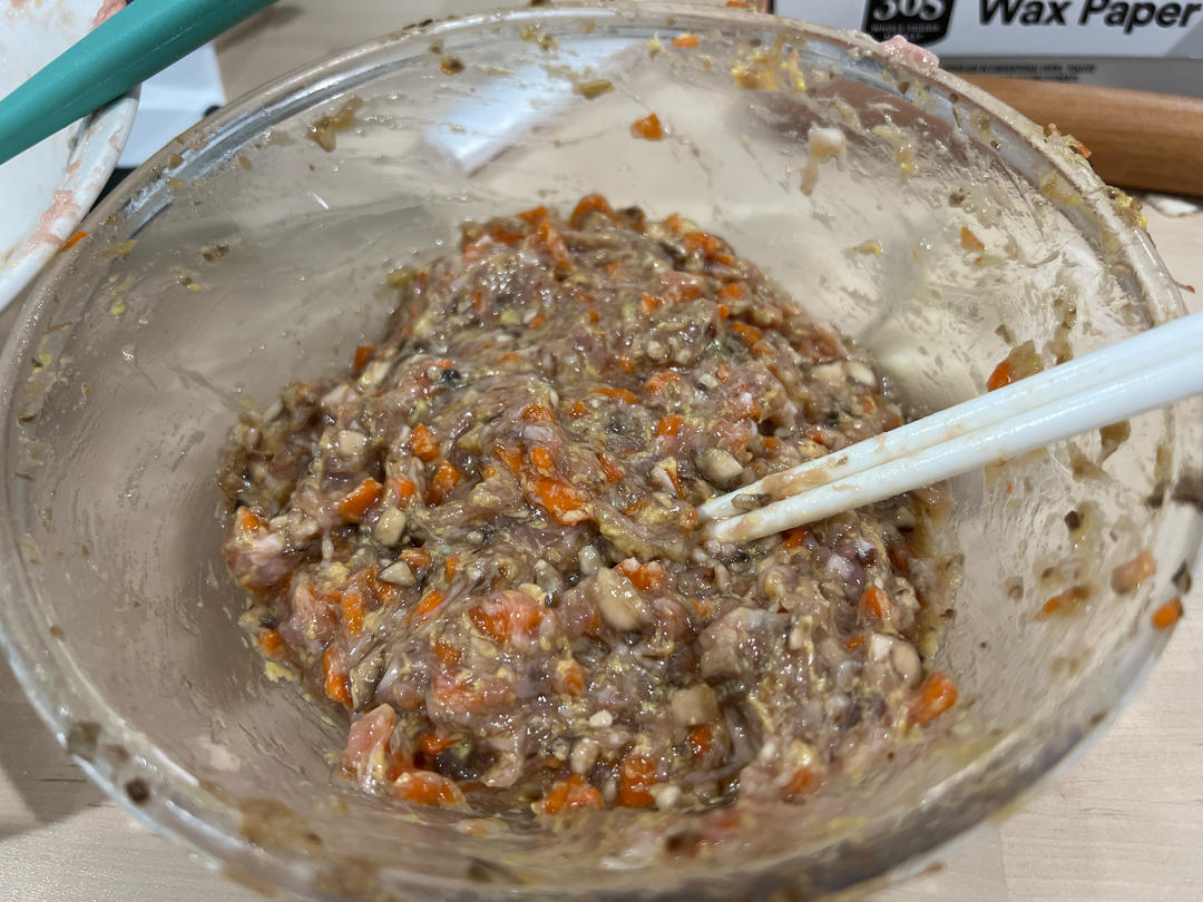 调饺子馅，牢记“盐水油”顺序和比例