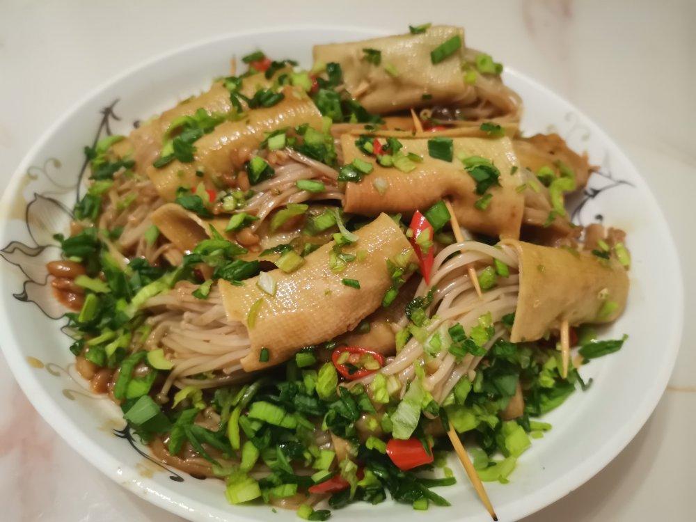 比肉还好吃的金针菇豆皮卷