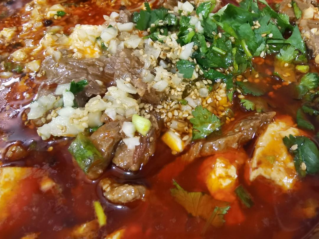 火辣辣夏日-江湖川菜-豆花牛肉