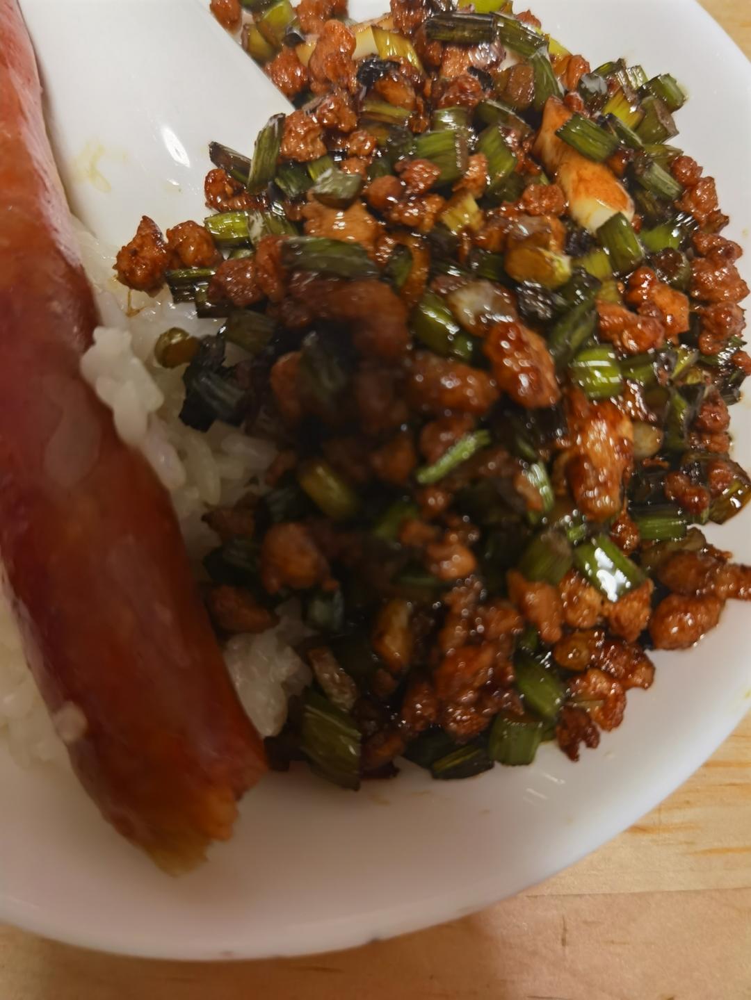 蒜苔炒肉末，三碗米饭都不够吃