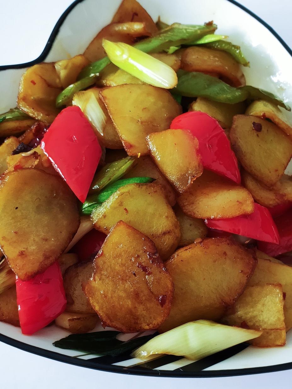 回锅土豆片(超下饭)的做法