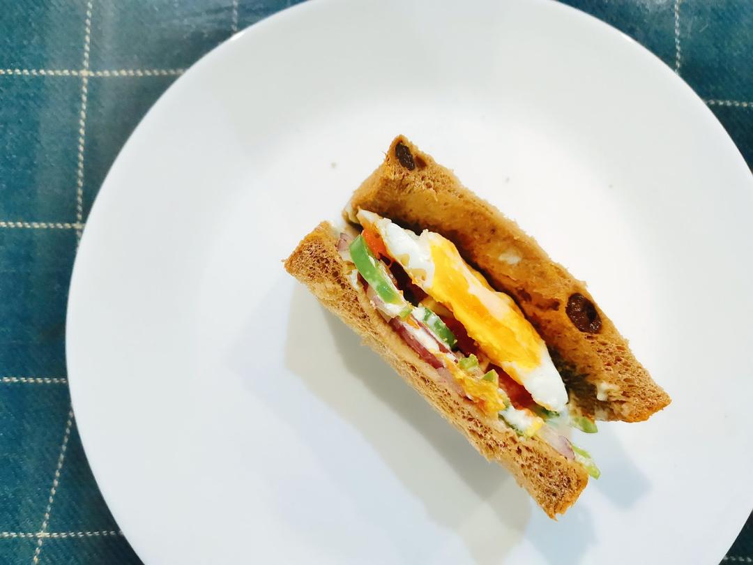 随意任性发挥的早餐三明治