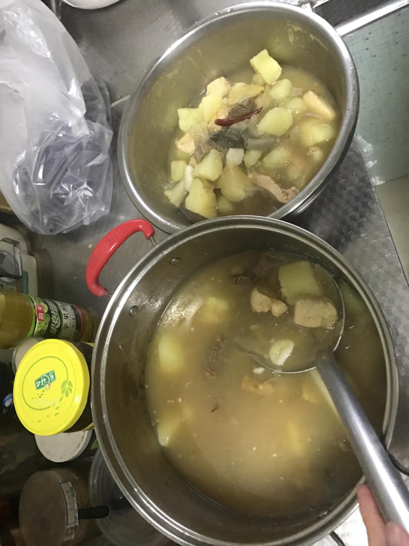 土豆炖牛肉