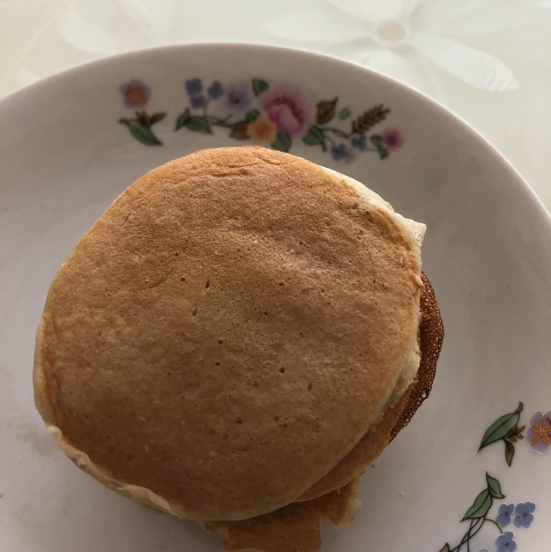 【减脂早餐】无油香蕉松饼（超简单）