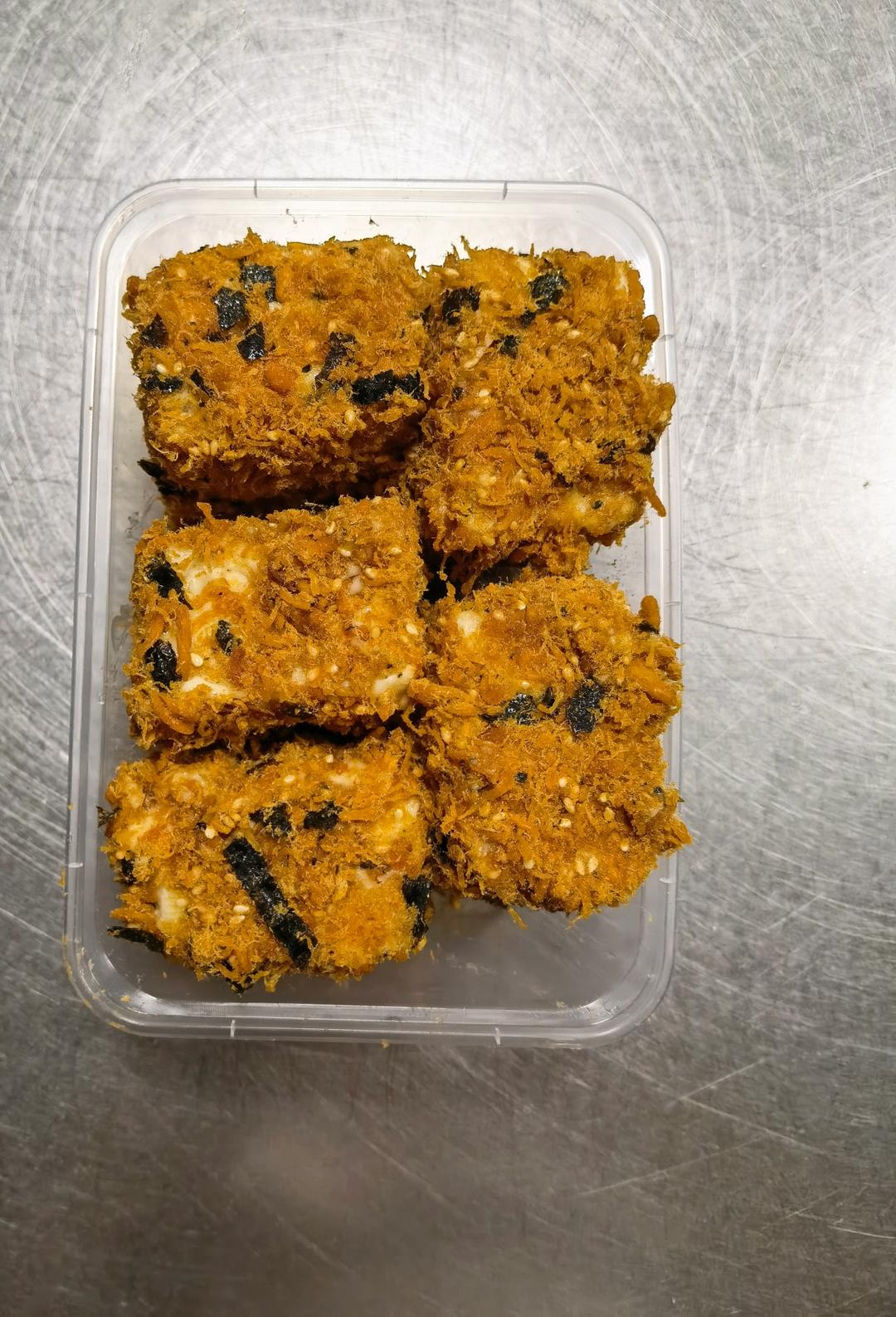 朋友都说比鲍师傅好吃的海苔肉松小贝