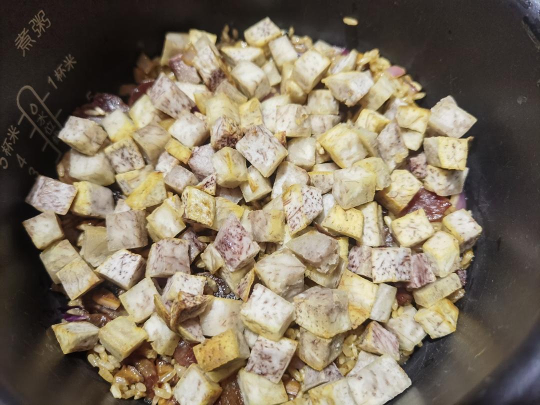 把陈乔恩吃哭的焖饭，我一口气连吃3碗，学会后再也不想吃外卖了