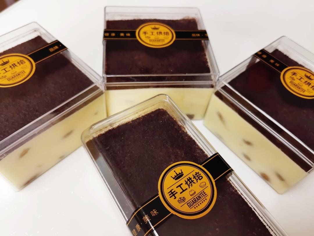 在欧洲学会的经典版提拉米苏