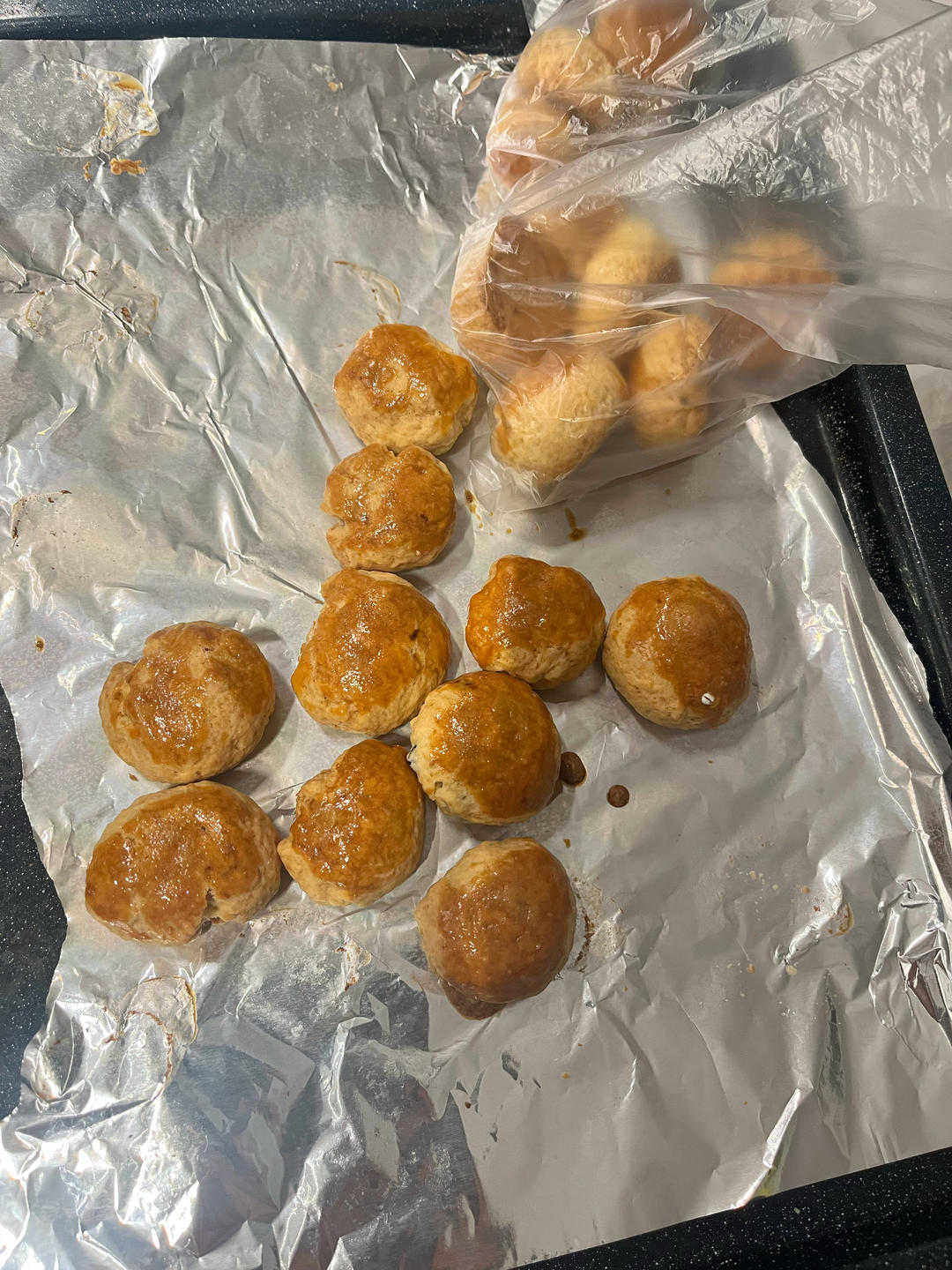 一口一个咸香酥松｜咸蛋黄一口酥