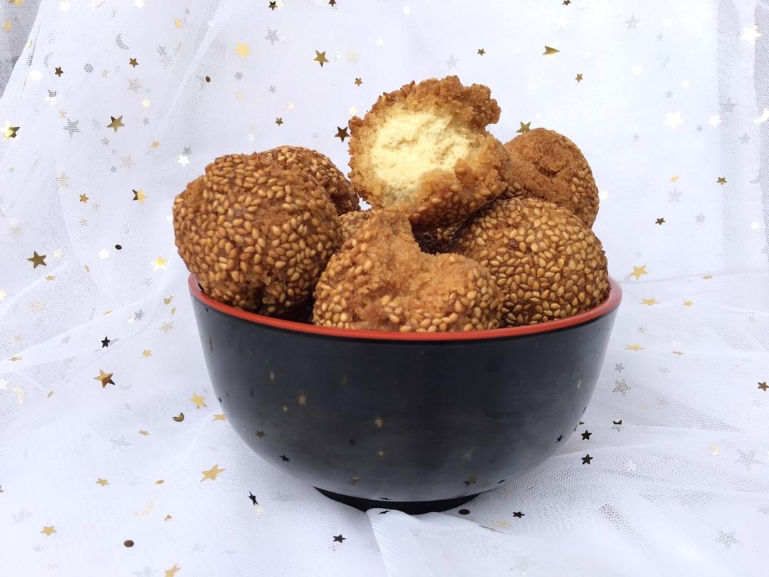 美味的传统小吃之_笑口枣（开口笑）