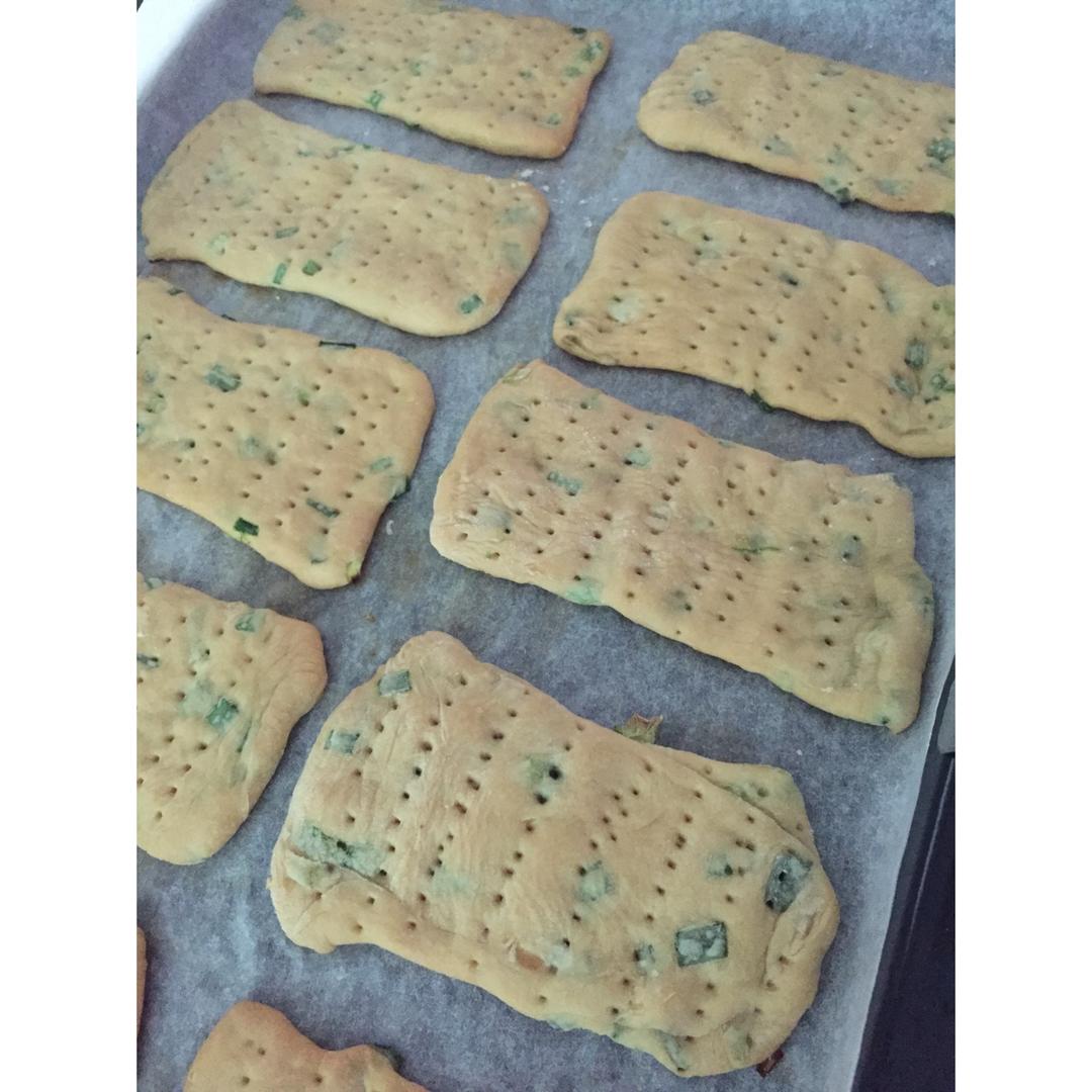嘎嘣脆——香葱苏打饼干