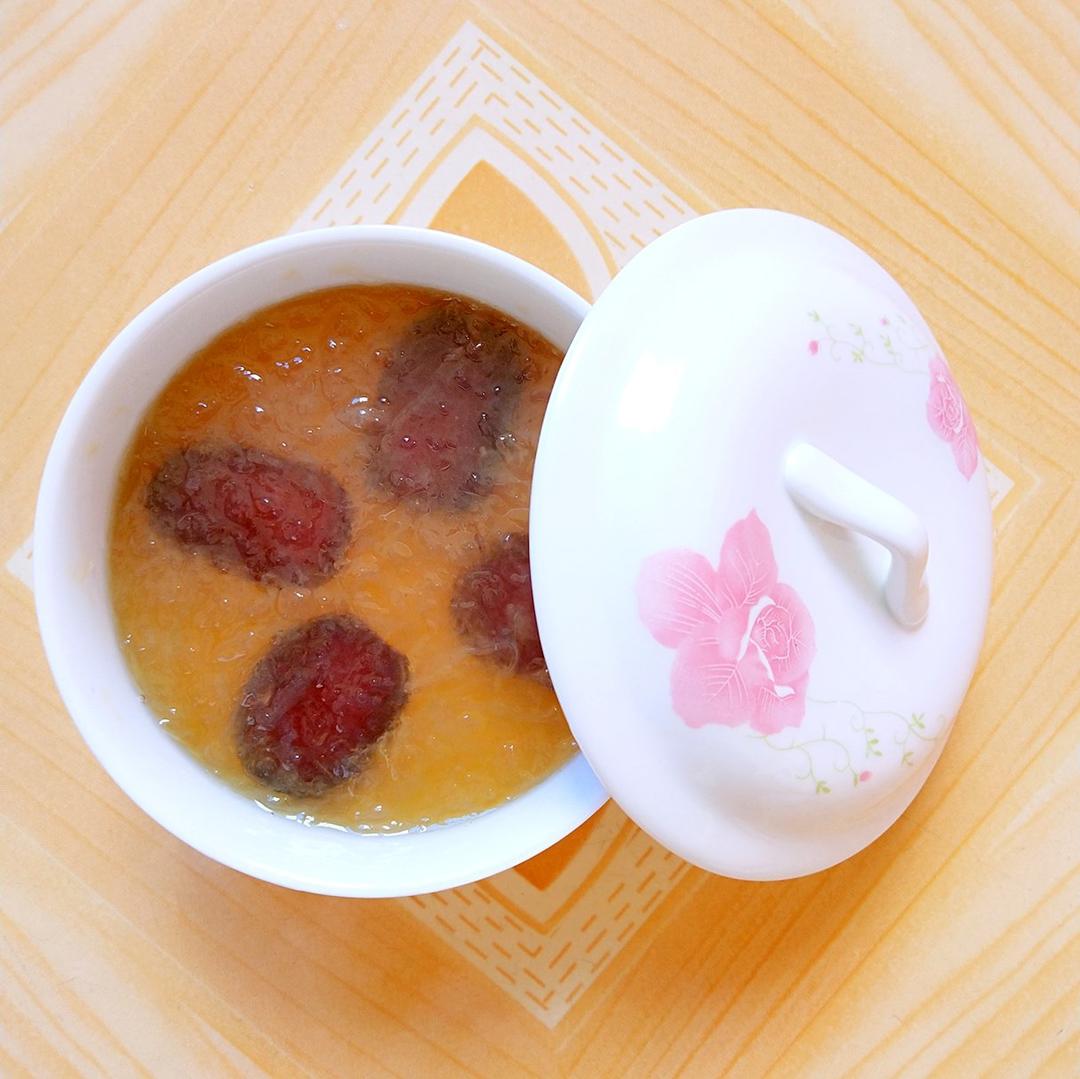 冰糖红枣炖燕窝